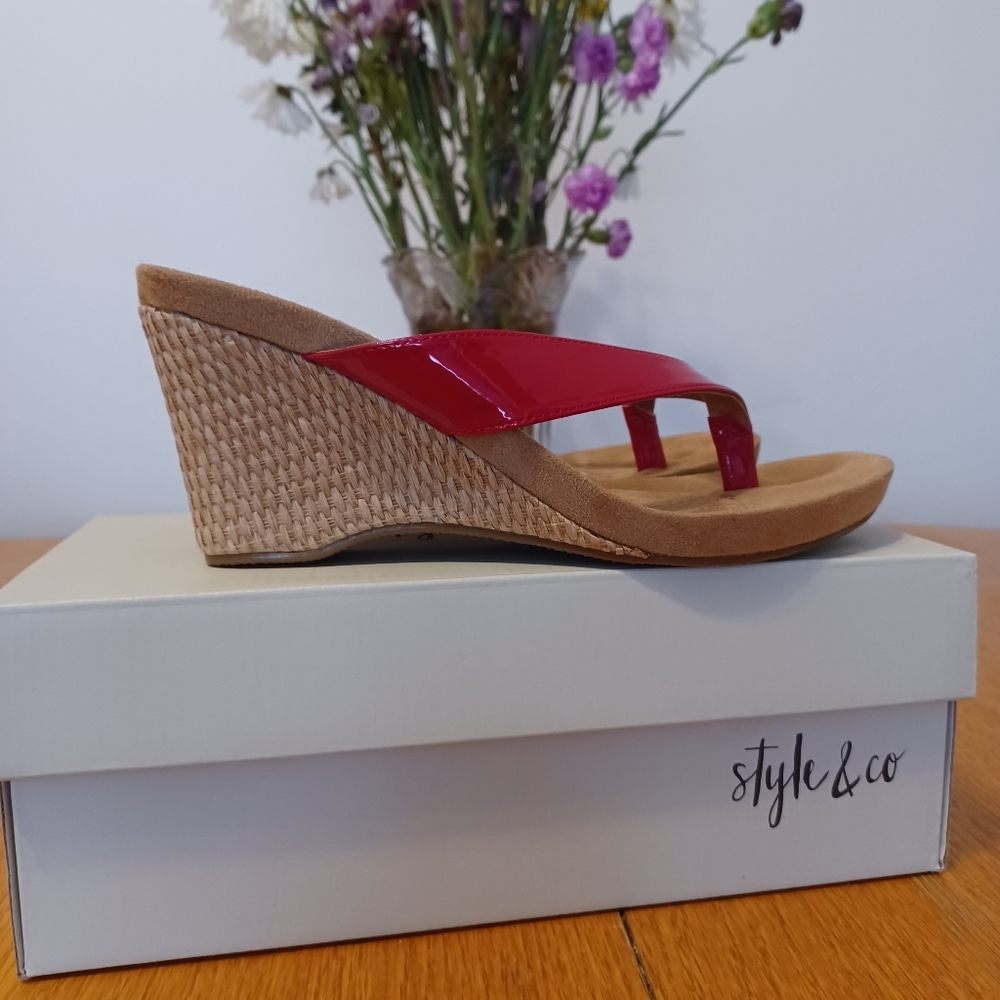 Style & Co Women's Sandals Size 8.5 Color Pink